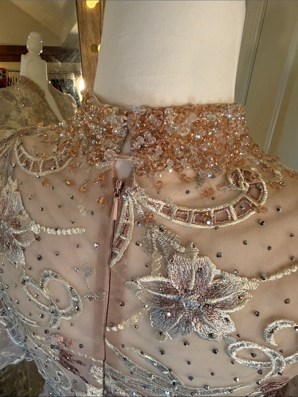 MAC DUGGAL
Pink Queen Anne Puff Sleeve Embroidered A-Line Gown - Picture 12 of 15